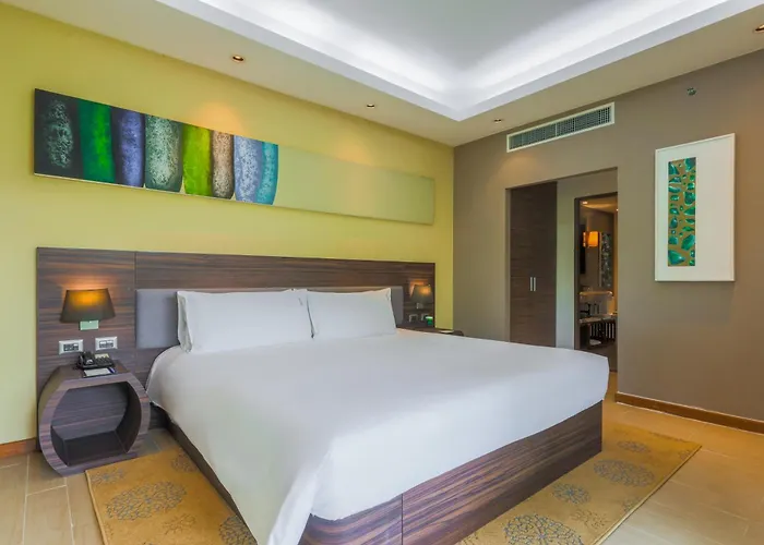 Holiday Inn Resort Phuket Karon Beach By Ihg